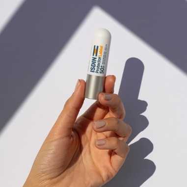 Isdin Protector Labial SPF 50+ 4G Isdin - 2